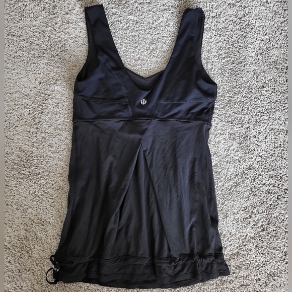 Lululemon tank - Picture 3 of 5